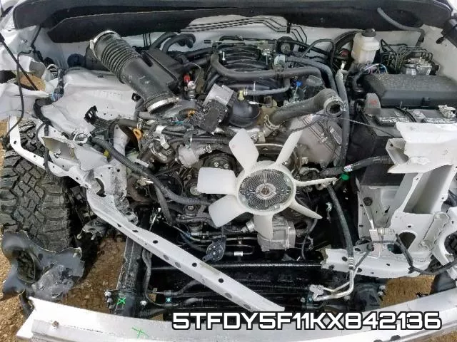 5TFDY5F11KX842136 фото 8