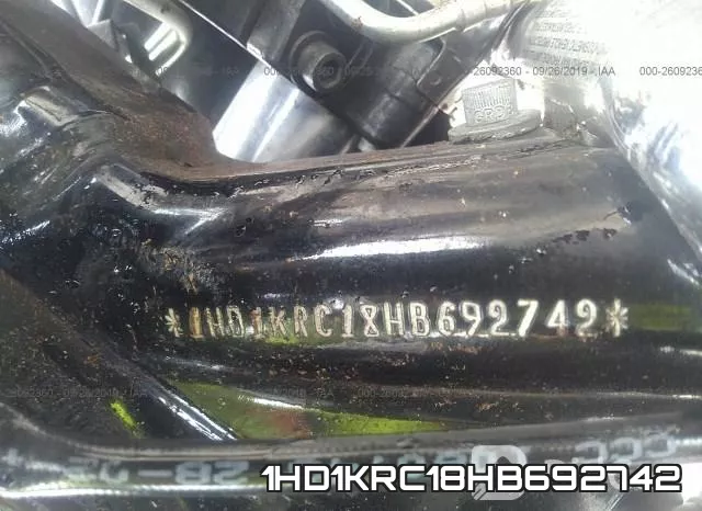 1HD1KRC18HB692742 фото 2