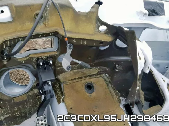 2C3CDXL95JH298468 фото 10