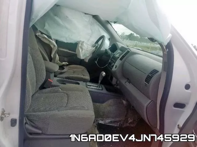 1N6AD0EV4JN745929 фото 6