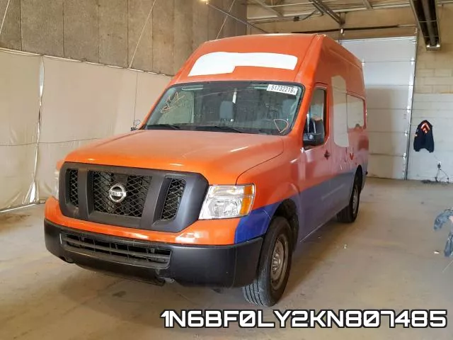 1N6BF0LY2KN807485 фото 3