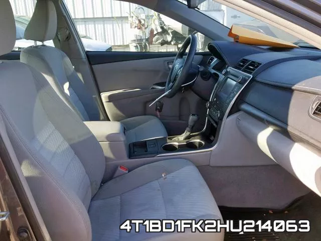 4T1BD1FK2HU214063 фото 6