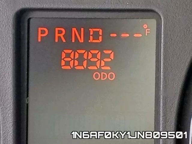 1N6AF0KY1JN809501 фото 9