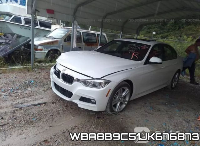 WBA8B9C51JK676873 фото 3