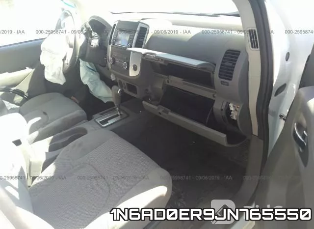 1N6AD0ER9JN765550 фото 6