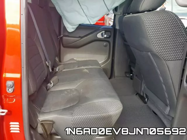 1N6AD0EV8JN705692 фото 7