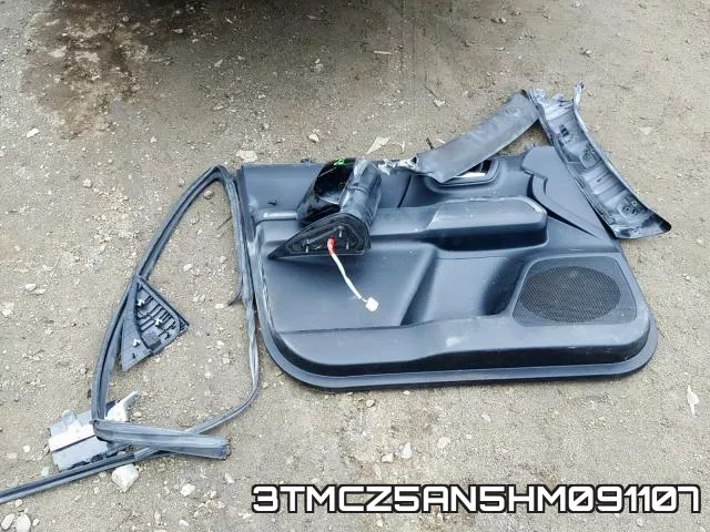 3TMCZ5AN5HM091107 фото 10