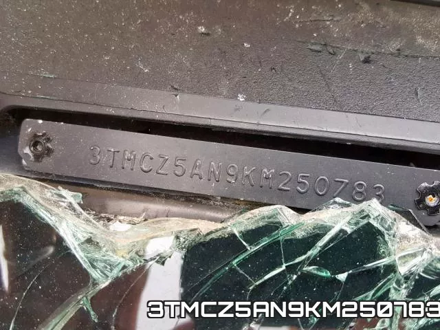 3TMCZ5AN9KM250783 фото 10