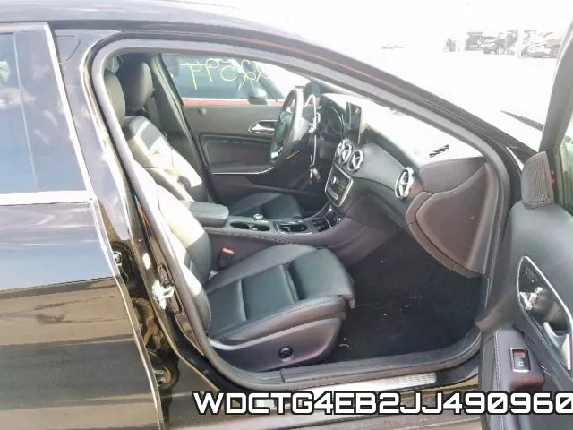 WDCTG4EB2JJ490960 фото 6
