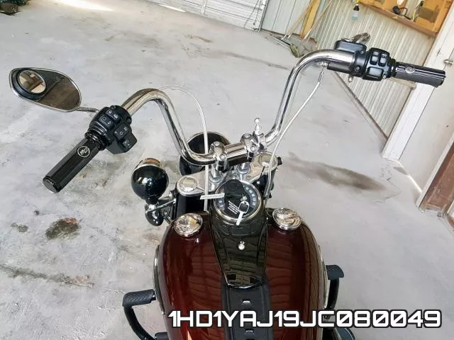 1HD1YAJ19JC080049 фото 6