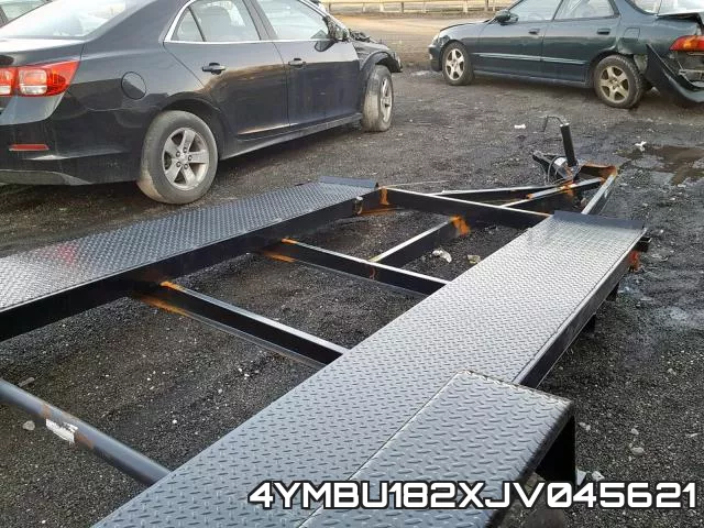 4YMBU182XJV045621 фото 8
