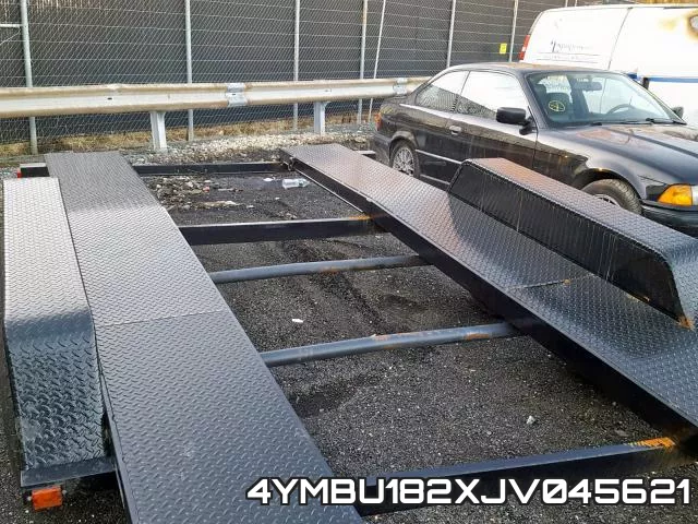 4YMBU182XJV045621 фото 9