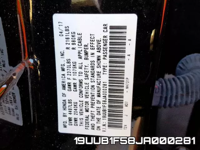 19UUB1F58JA000281 фото 2