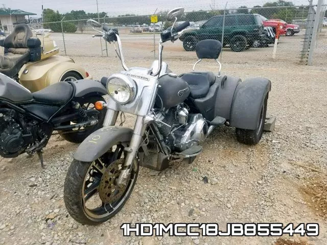 1HD1MCC18JB855449 фото 3