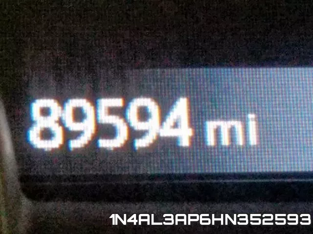 1N4AL3AP6HN352593 фото 9