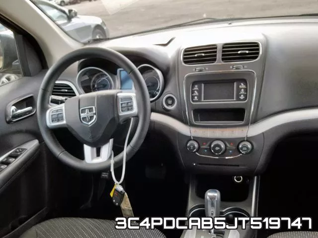 3C4PDCAB5JT519747 фото 10