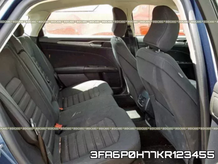3FA6P0H77KR123455 фото 7