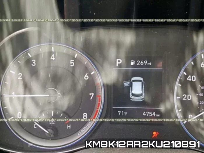 KM8K12AA2KU210891 фото 9