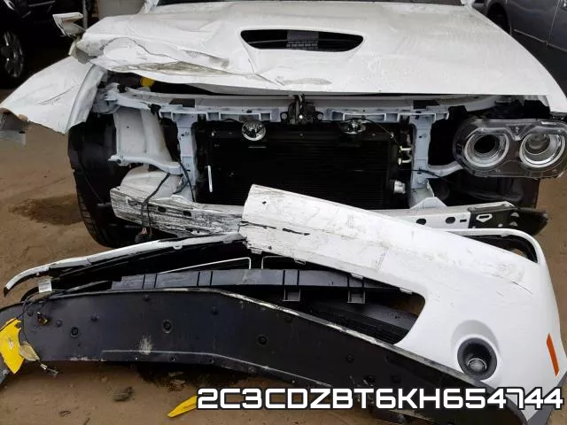 2C3CDZBT6KH654744 фото 10