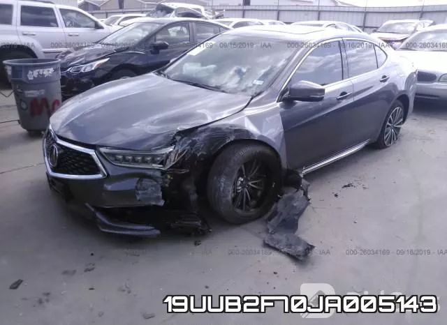 19UUB2F70JA005143 фото 3