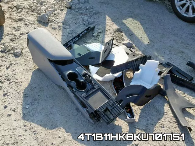4T1B11HK8KU701751 фото 10