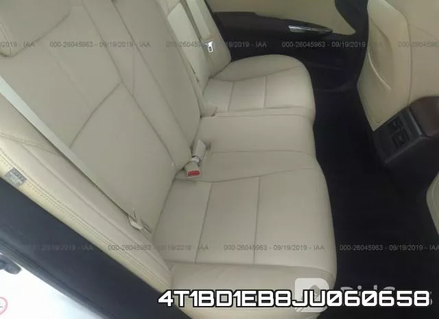 4T1BD1EB8JU060658 фото 9