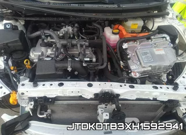 JTDKDTB3XH1592941 фото 2