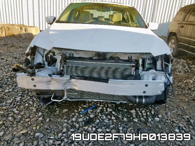 19UDE2F79HA013839 фото 10