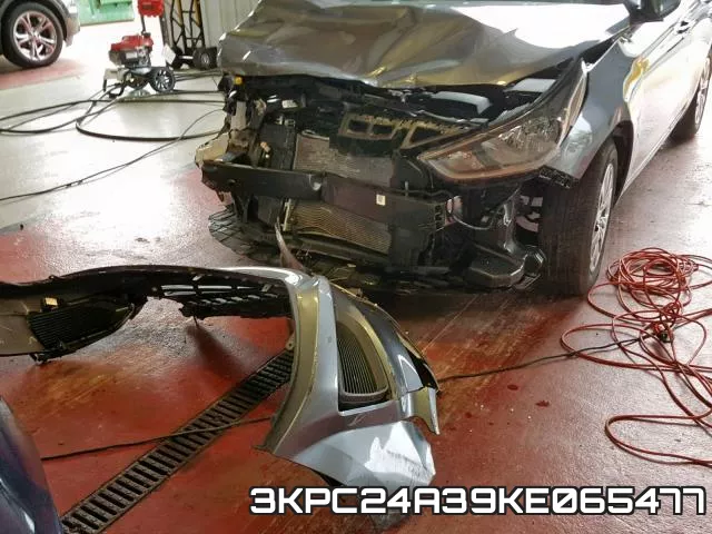 3KPC24A39KE065477 фото 10