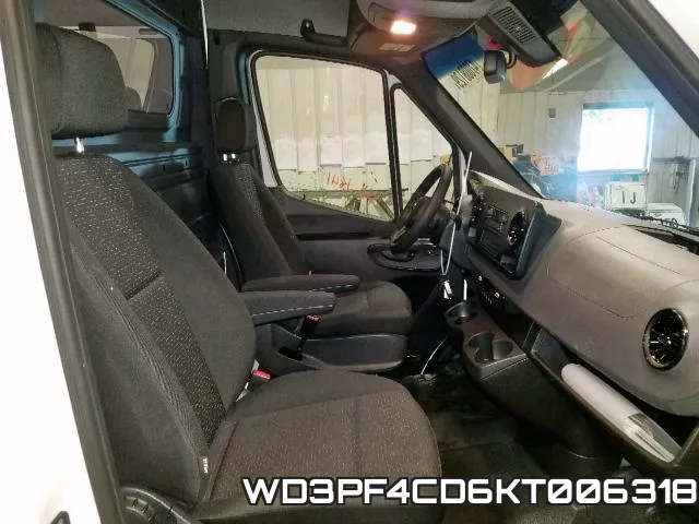 WD3PF4CD6KT006318 фото 6
