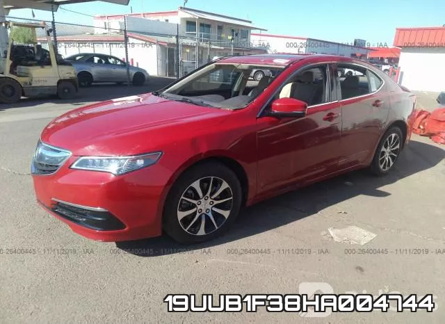 19UUB1F38HA004744 фото 2