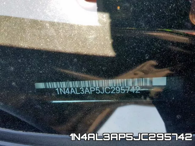 1N4AL3AP5JC295742 фото 2