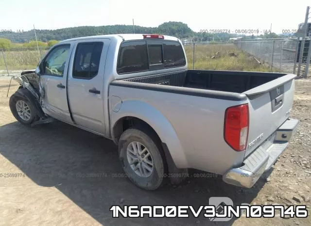 1N6AD0EV3JN709746 фото 4
