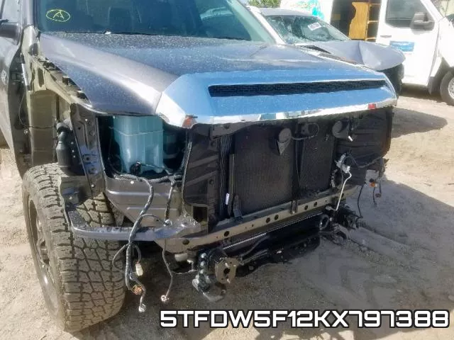 5TFDW5F12KX797388 фото 10