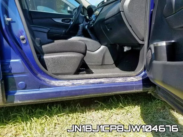 JN1BJ1CP8JW104676 фото 10