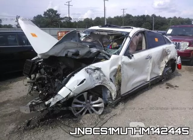 JN8CS1MU7HM142445 фото 3