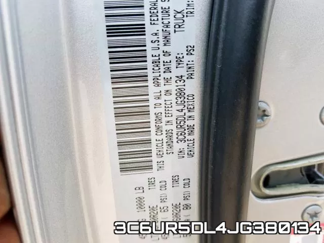 3C6UR5DL4JG380134 фото 2