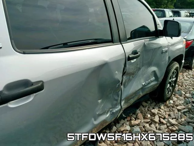 5TFDW5F16HX675285 фото 10