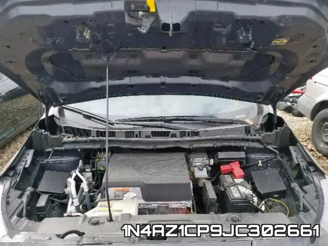 1N4AZ1CP9JC302661 фото 8