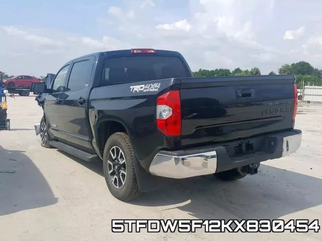 5TFDW5F12KX830454 фото 4