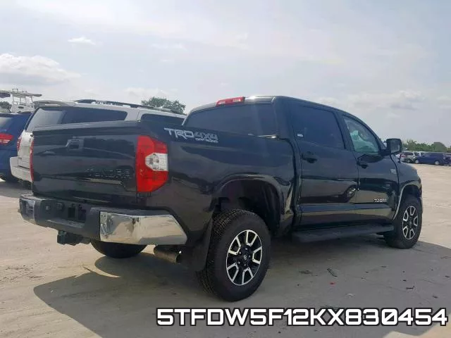 5TFDW5F12KX830454 фото 5