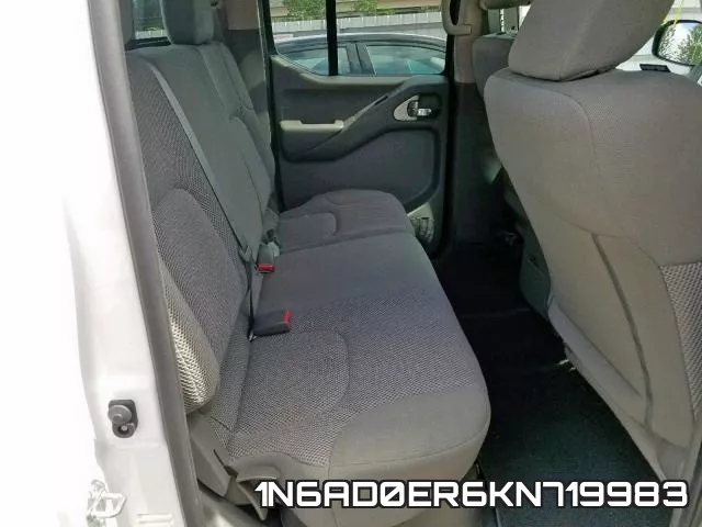 1N6AD0ER6KN719983 фото 7