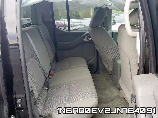 1N6AD0EV2JN764091 фото 7
