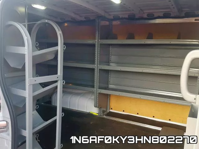 1N6AF0KY3HN802270 фото 7