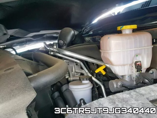3C6TR5JT9JG340440 фото 8