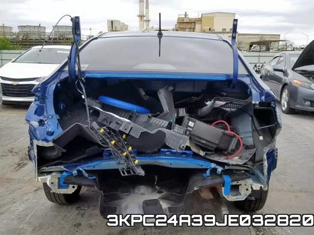 3KPC24A39JE032820 фото 10
