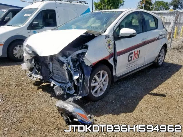 JTDKDTB36H1594962 фото 3