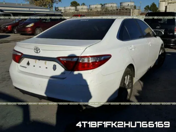 4T1BF1FK2HU766169 фото 5