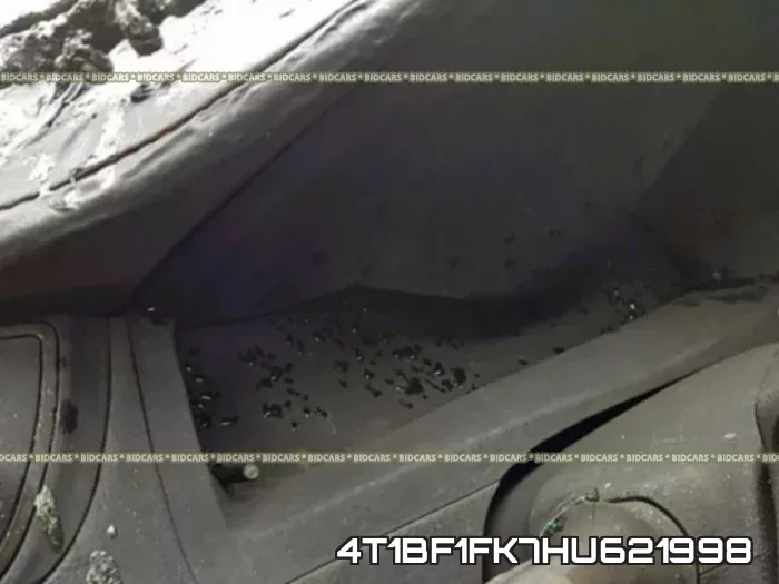 4T1BF1FK7HU621998 фото 9