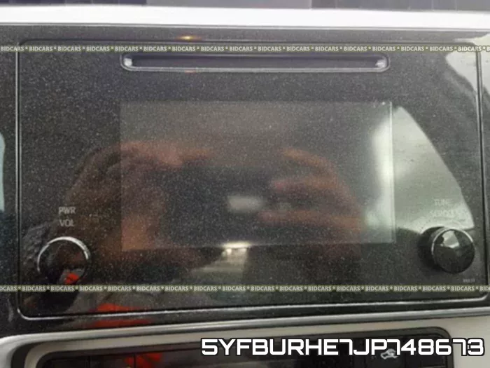 5YFBURHE7JP748673 фото 10